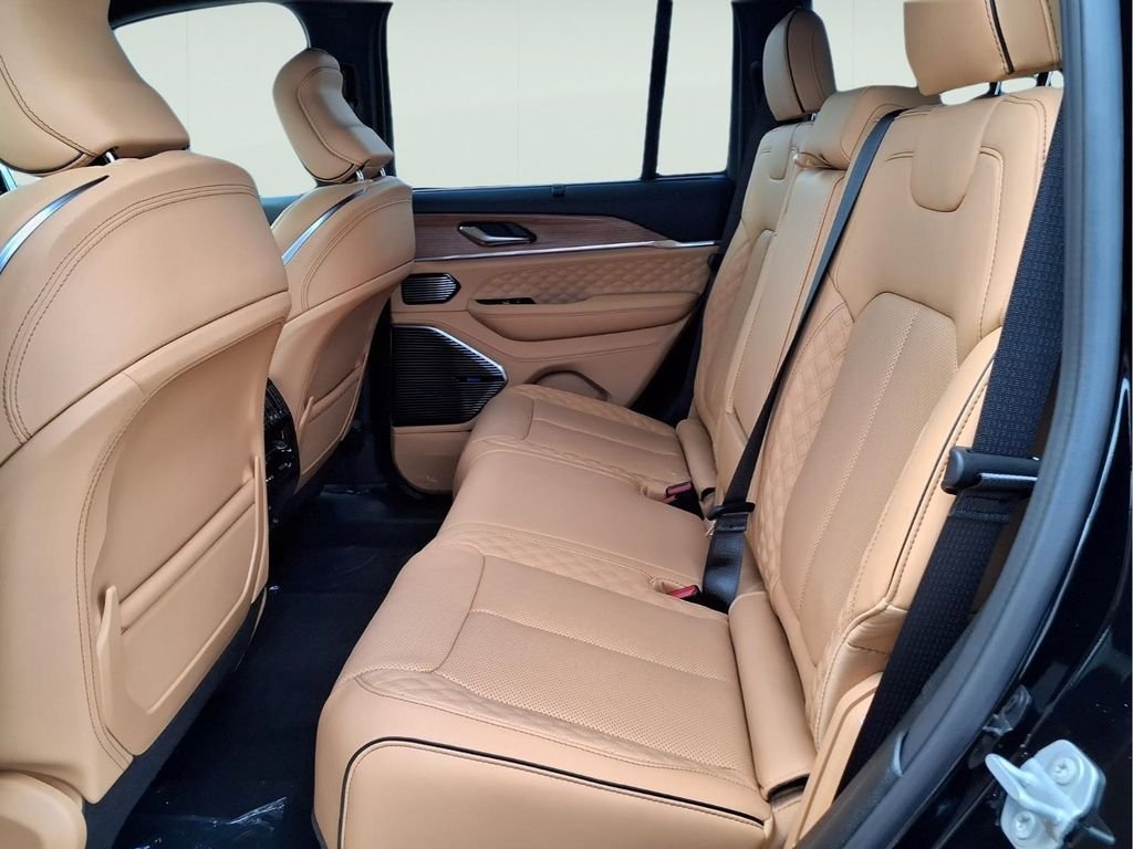 New 2027 High-Gloss Black Paint Jeep Summit image 11