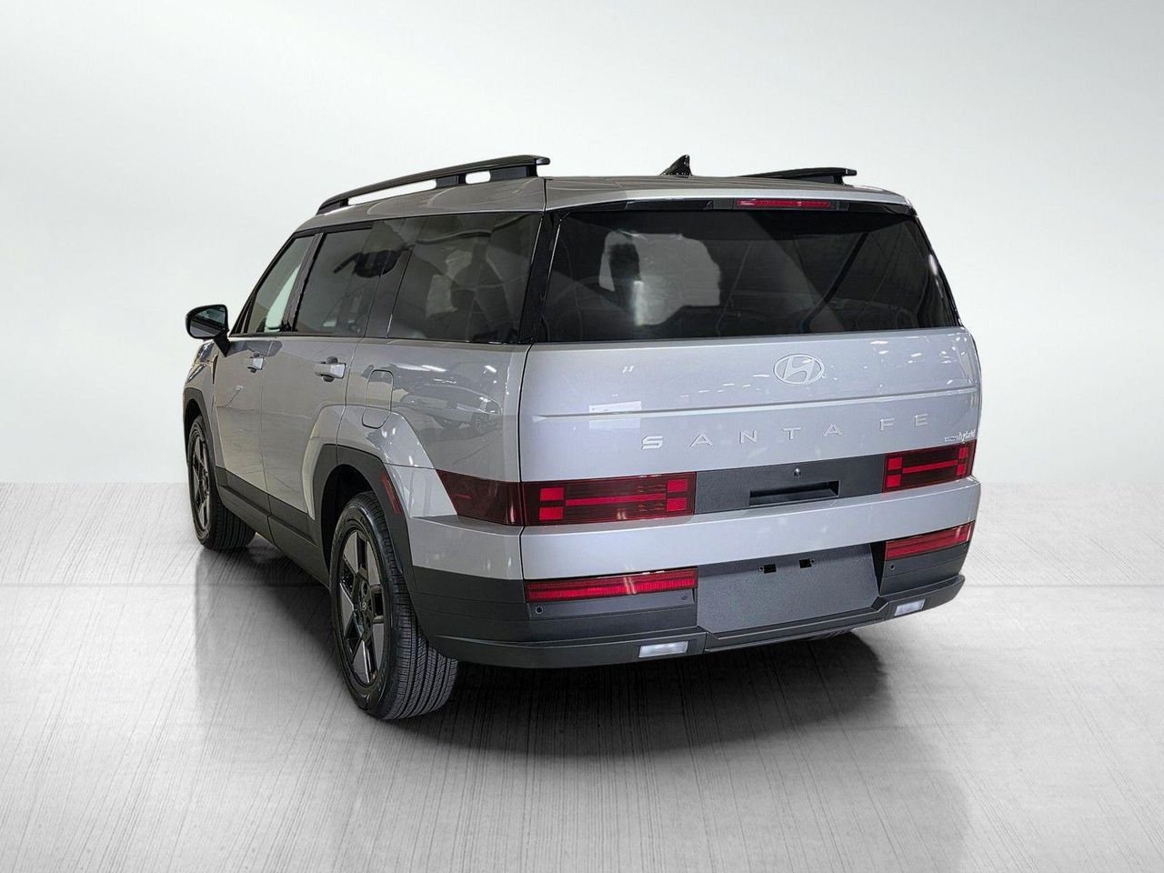 New 2026 Shimmering Silver Hyundai SEL image 5