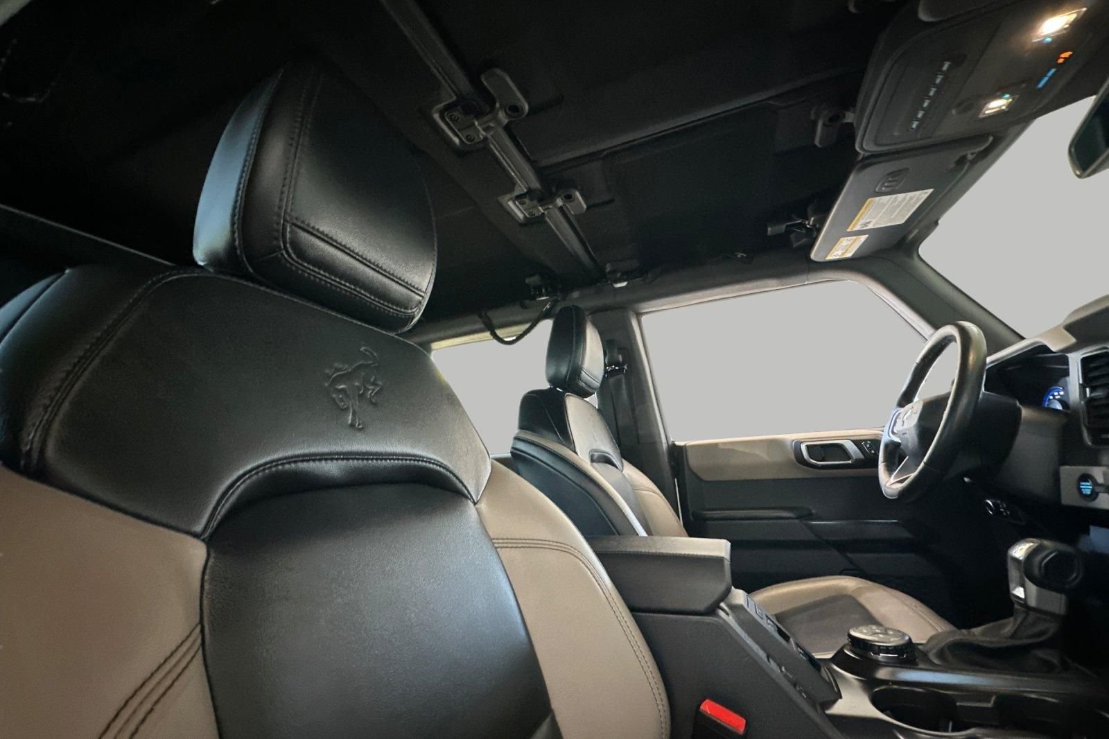 Used 2024 White Ford Wildtrak image 17