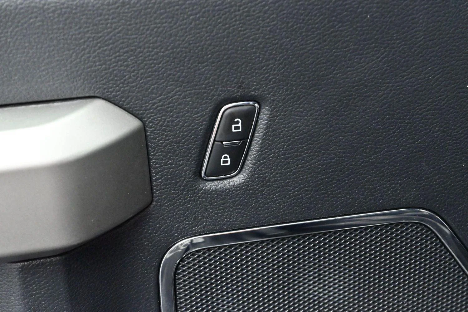 Used 2022 Carbonized Gray Ford Lariat image 11