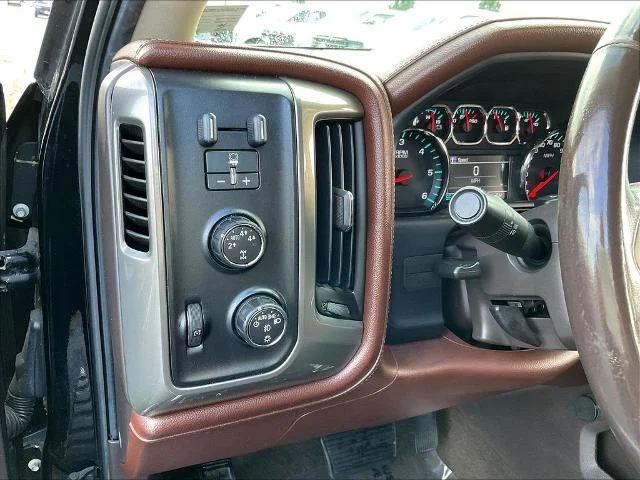 Used 2015 Black Chevrolet  image 25