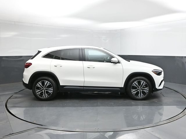 Used 2025 White Mercedes-Benz GLA 250 image 15