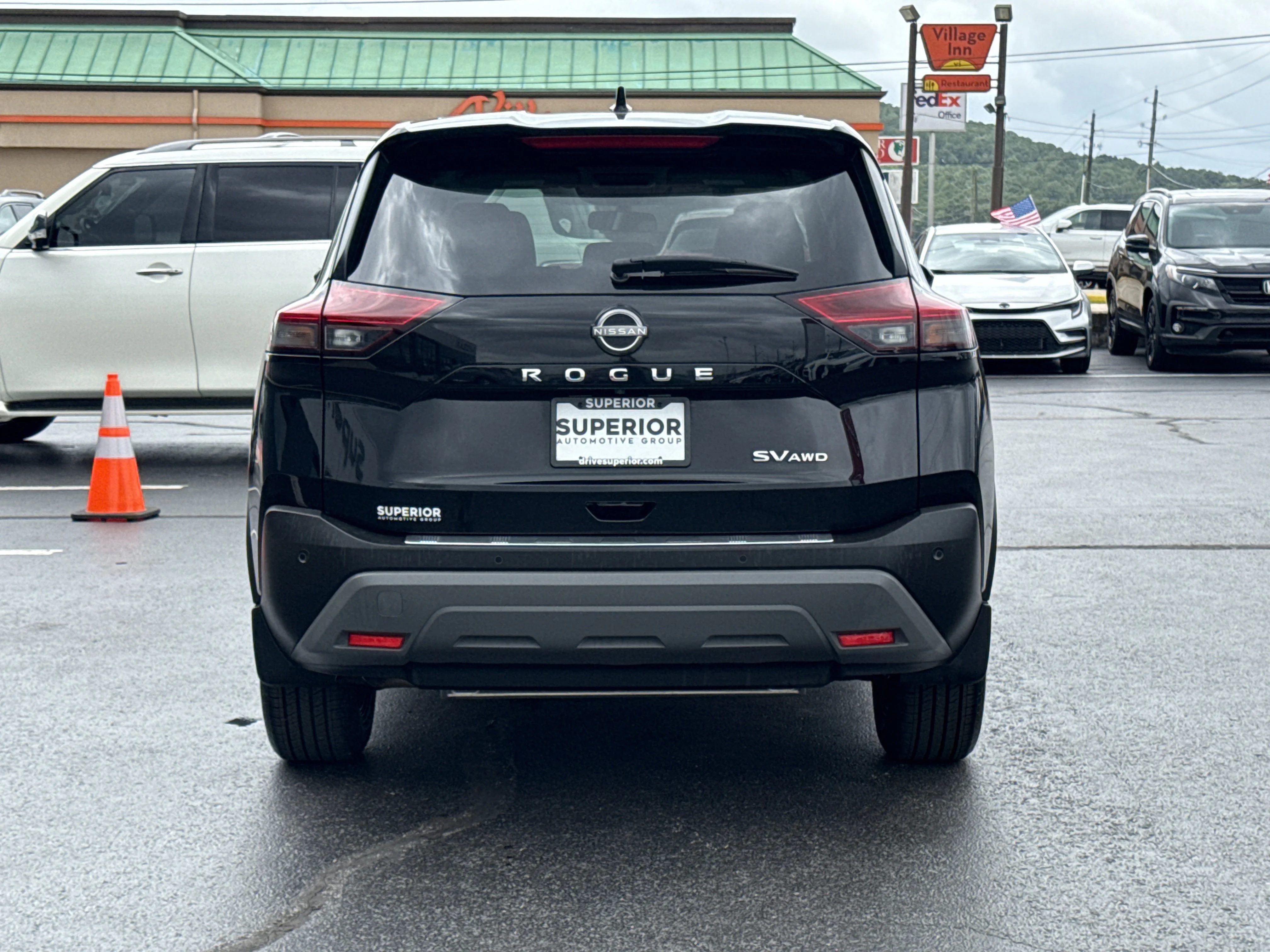 Certified Used 2023 Super Black Nissan SV AWD image 4