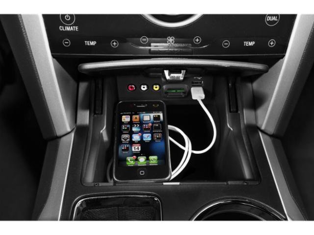 Used 2015  Ford Limited image 15