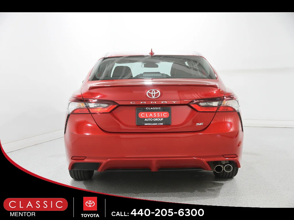 2023 Toyota Camry SE - Photo 18