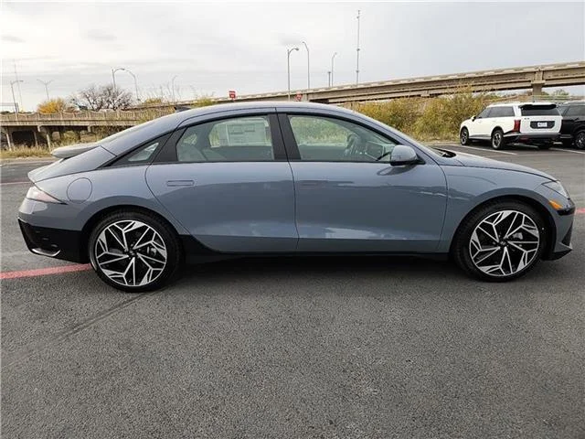 New 2025 Transmission Blue Hyundai SEL image 5