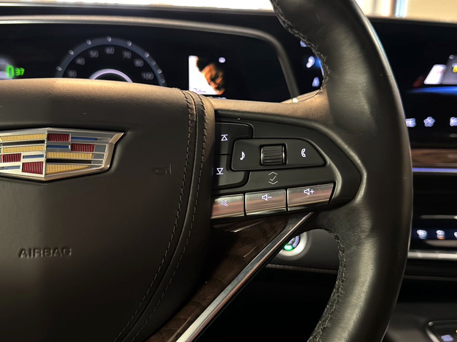 Used 2022 Black Raven Cadillac 4WD Sport Platinum image 25