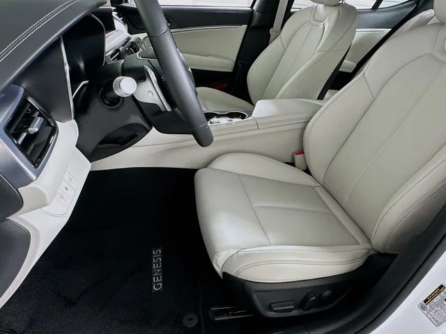 New 2025 Genesis G70 2.5T