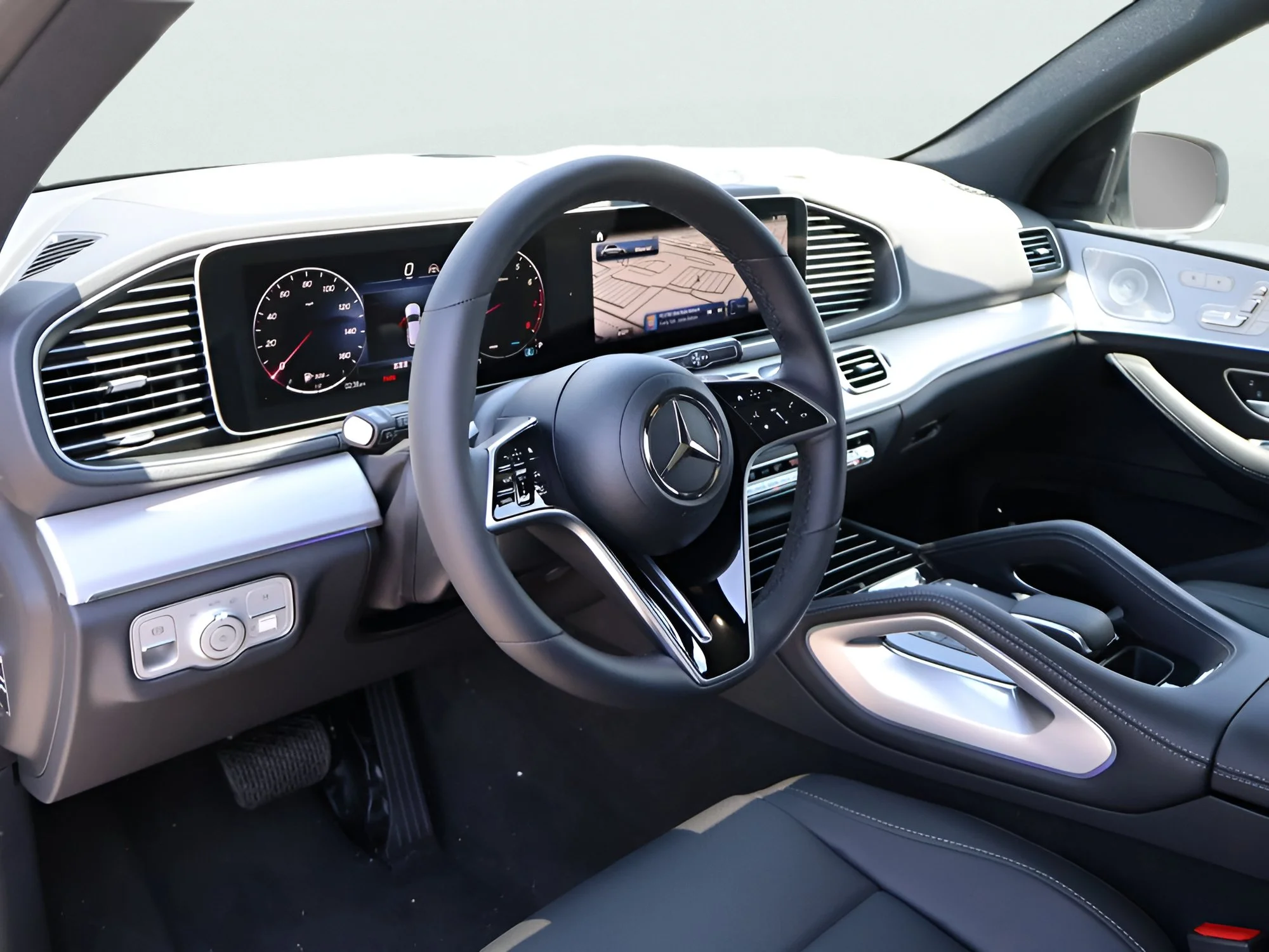 New 2026 MANUFAKTUR Alpine Gray Mercedes-Benz GLE 350 image 17