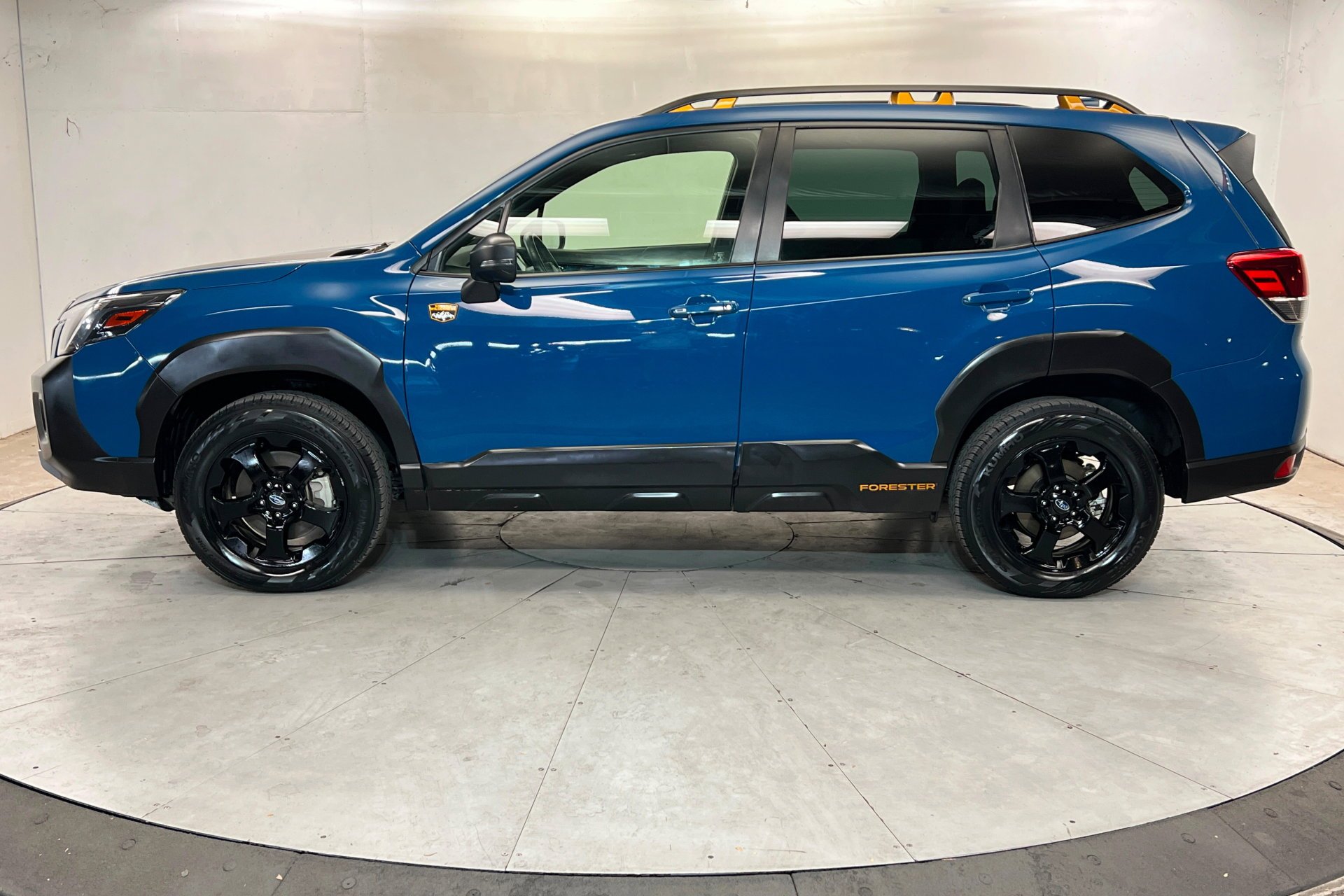 Used 2022 Geyser Blue Subaru Wilderness image 2
