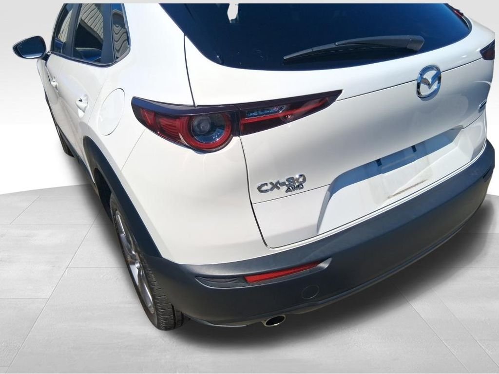Used 2021 White Mazda Select image 4