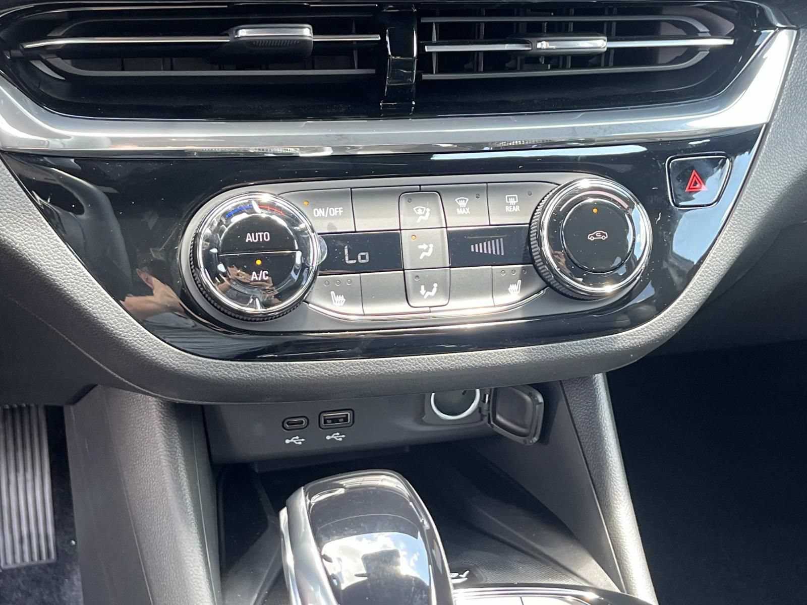 2026 Buick Envista Sport Touring - Photo 25