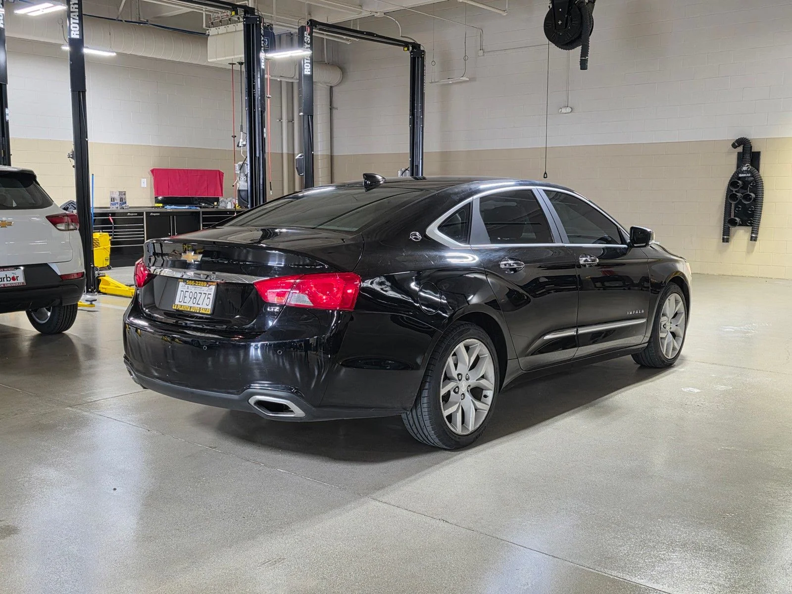 Used 2015 Black Chevrolet LTZ image 7
