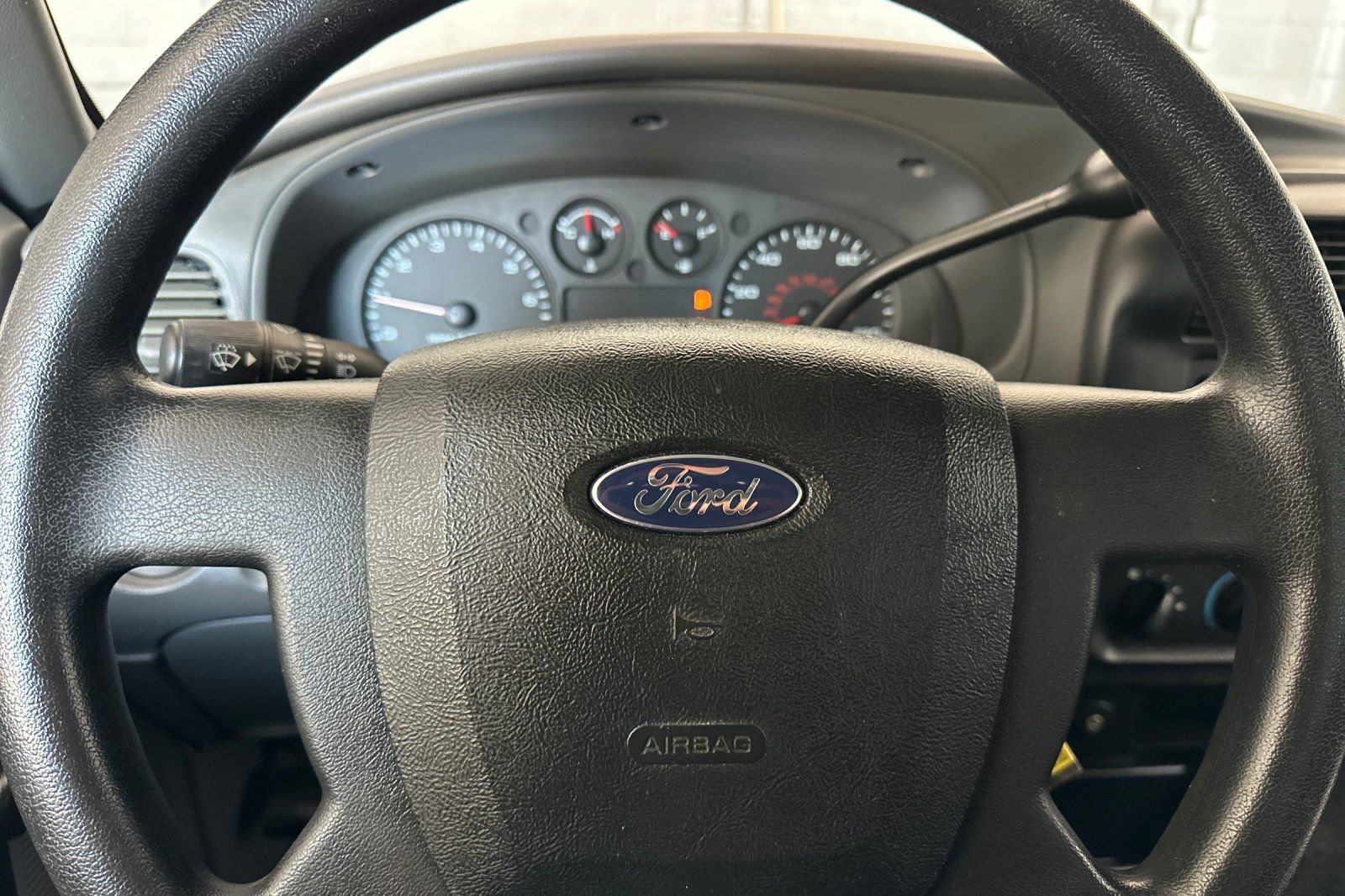 Used 2009 Silver Ford  image 18