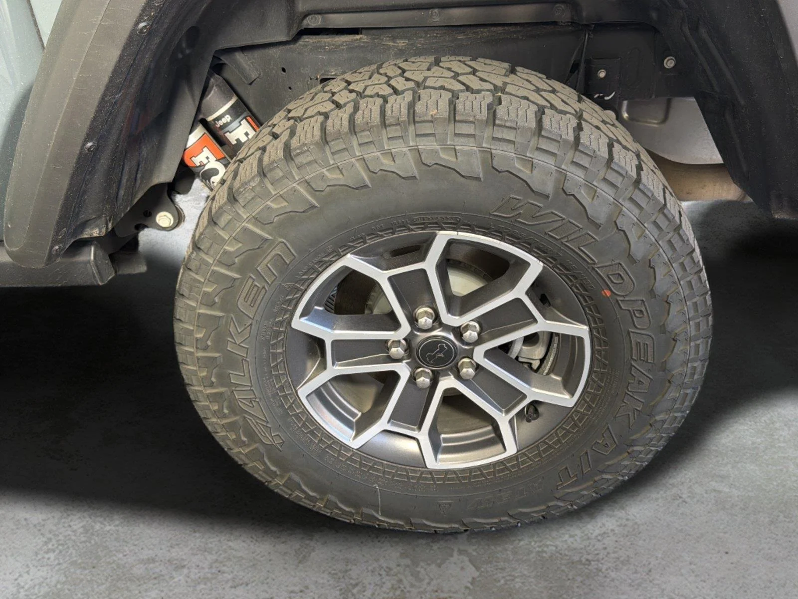 Used 2024 Anvil Clear Coat Jeep Mojave image 32