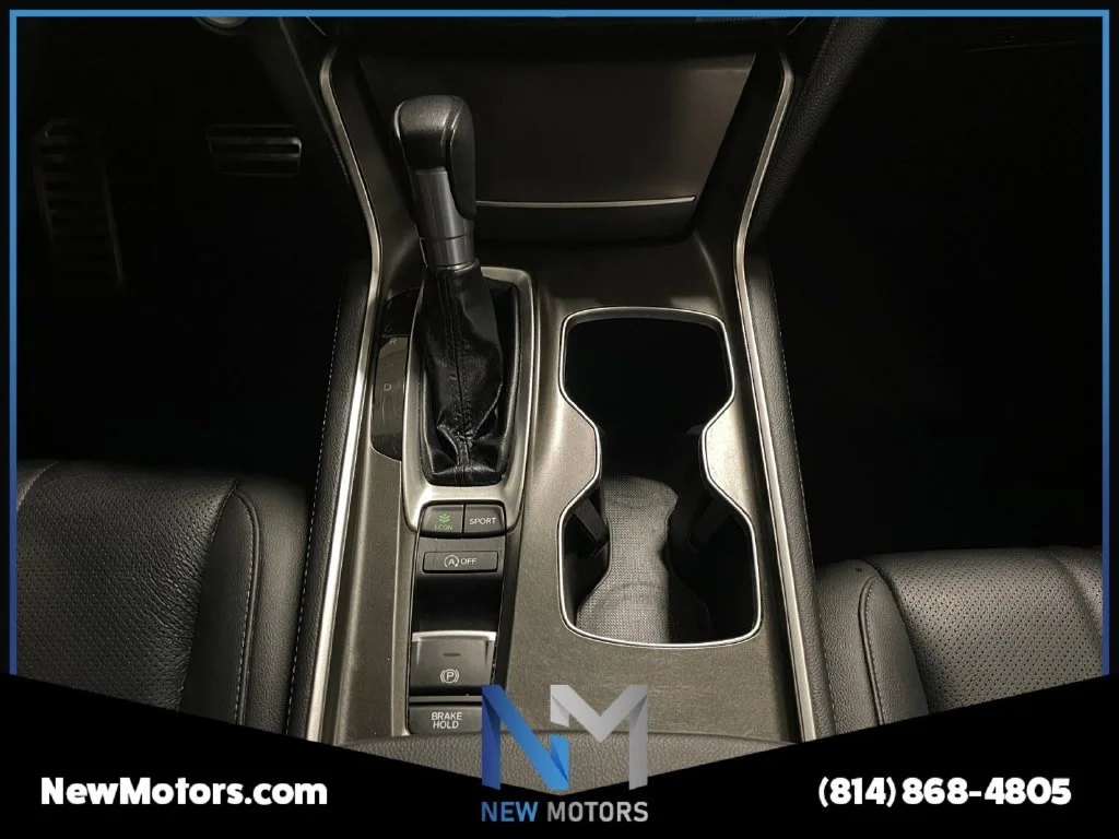 Used 2022 Silver Honda Sport Special Edition image 11
