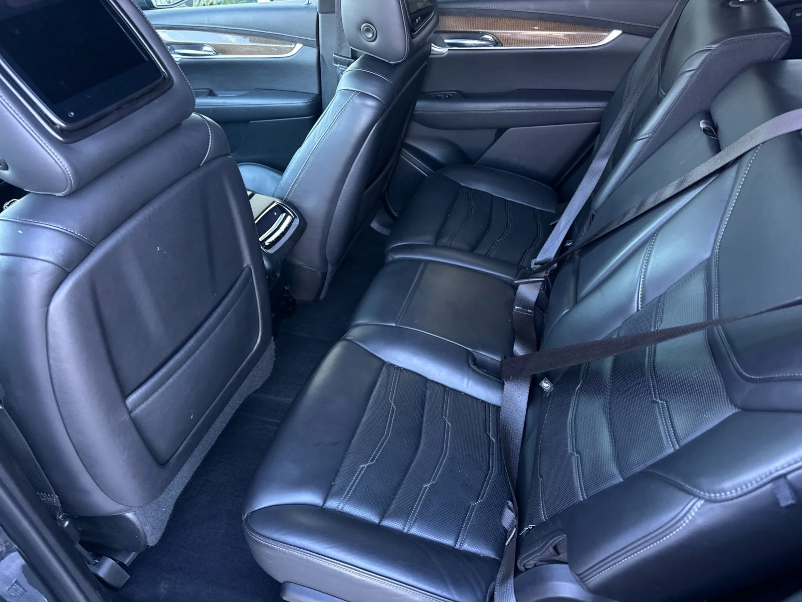Used 2021 Shadow Metallic Cadillac Sport image 12
