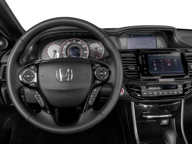 Used 2017 Lunar Silver Metallic Honda Touring image 7