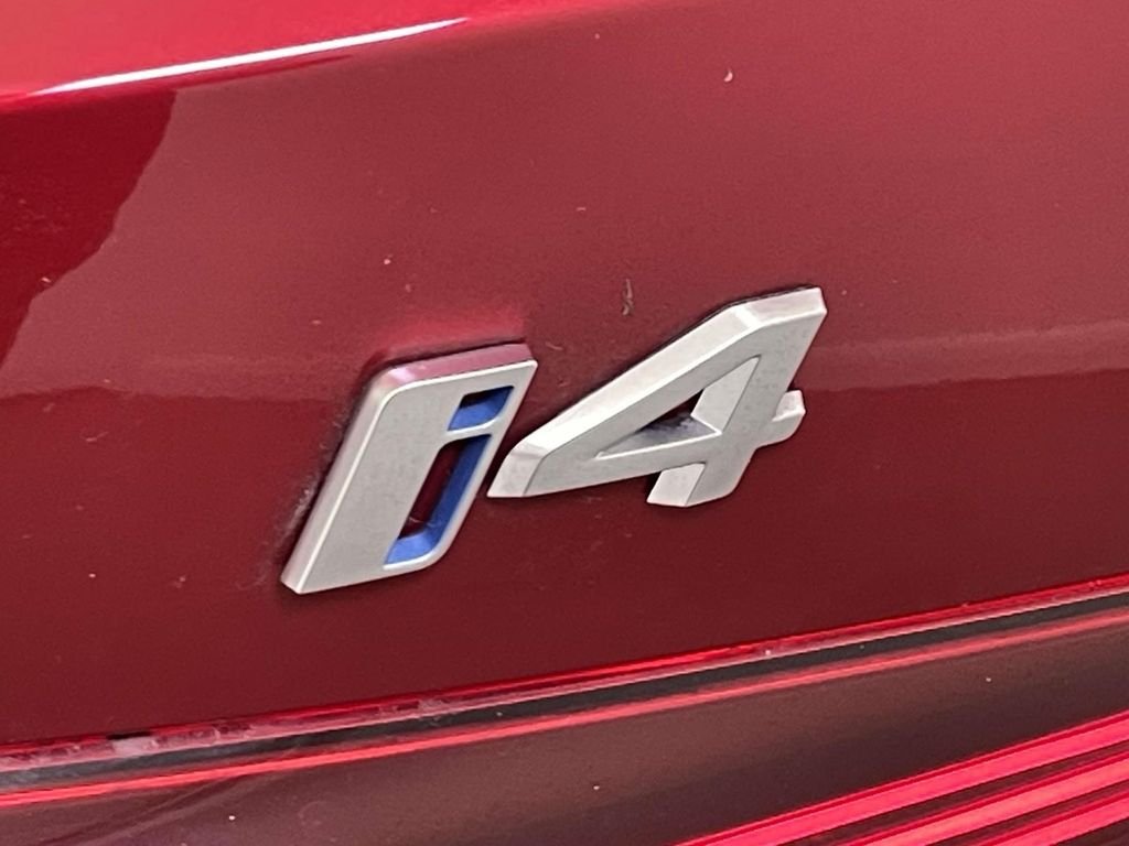 2025 BMW i4 M50 - Photo 10