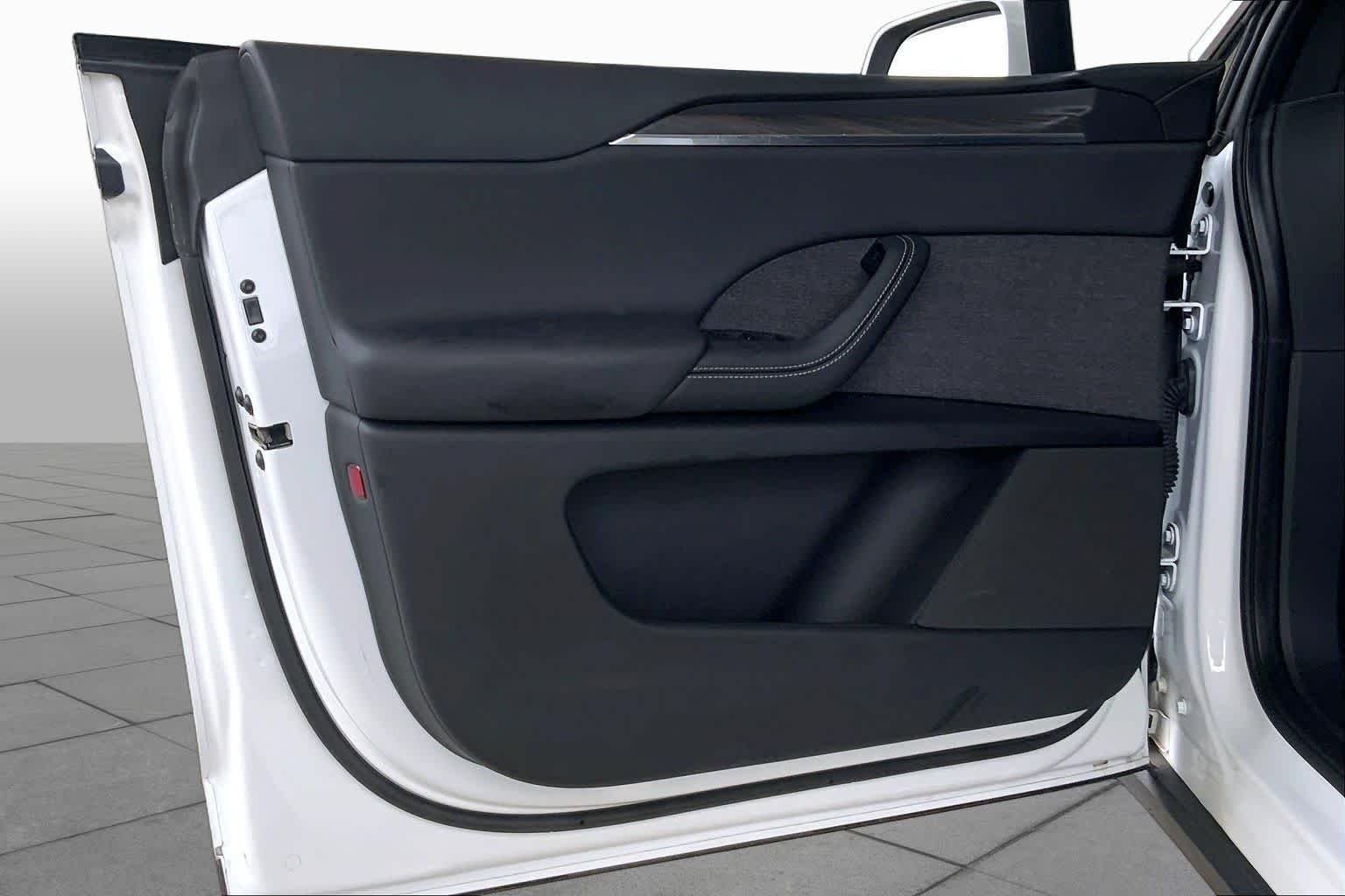 Used 2023 Pearl White Multi Tesla  image 21