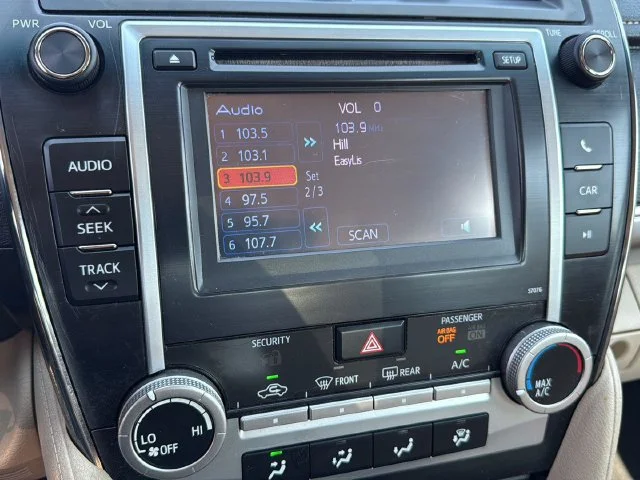 Used 2014 Creme Brulee Toyota LE image 5
