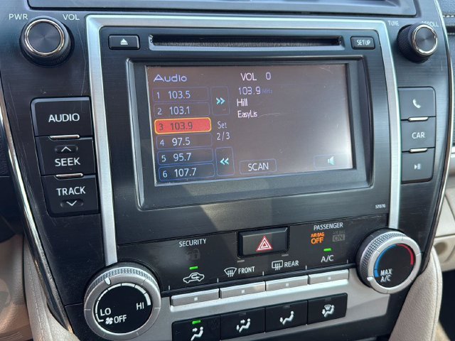 Used 2014 Creme Brulee Toyota LE image 5