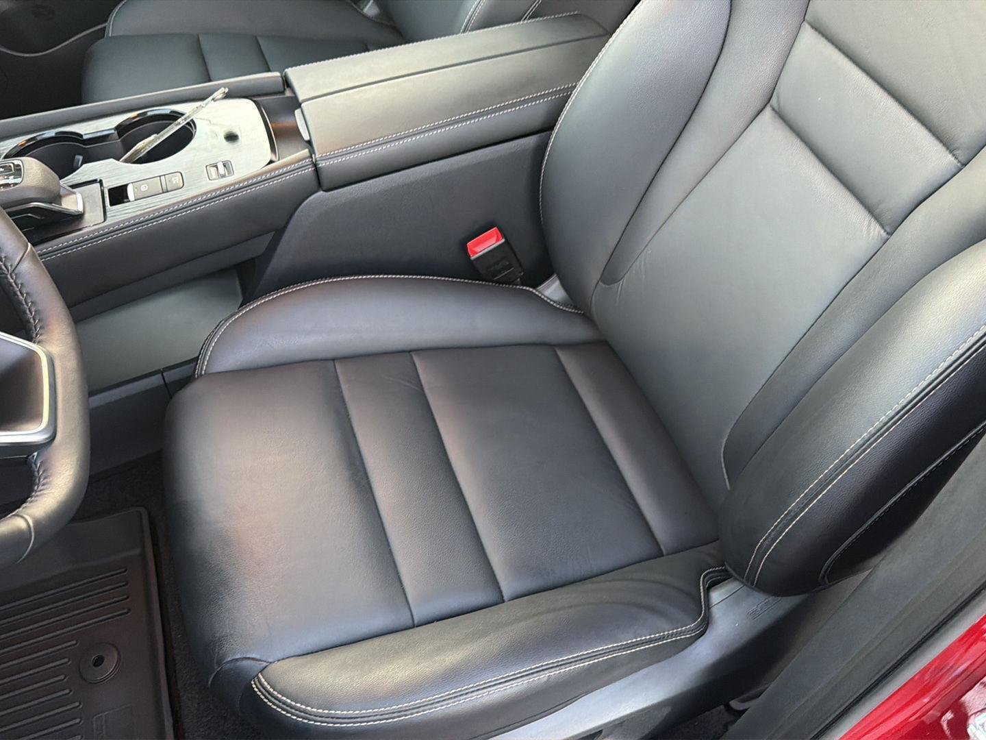 Used 2023 Scarlet Ember Tintcoat Nissan SL image 32