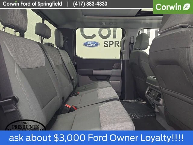 New 2026 Oxford White Ford F-250® XLT image 16