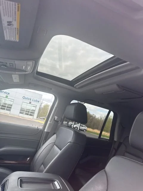 Used 2019 White GMC SLT image 22
