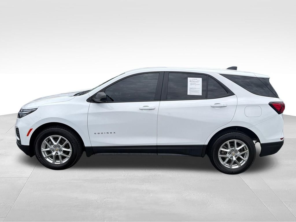 Used 2022 White Chevrolet LS image 2