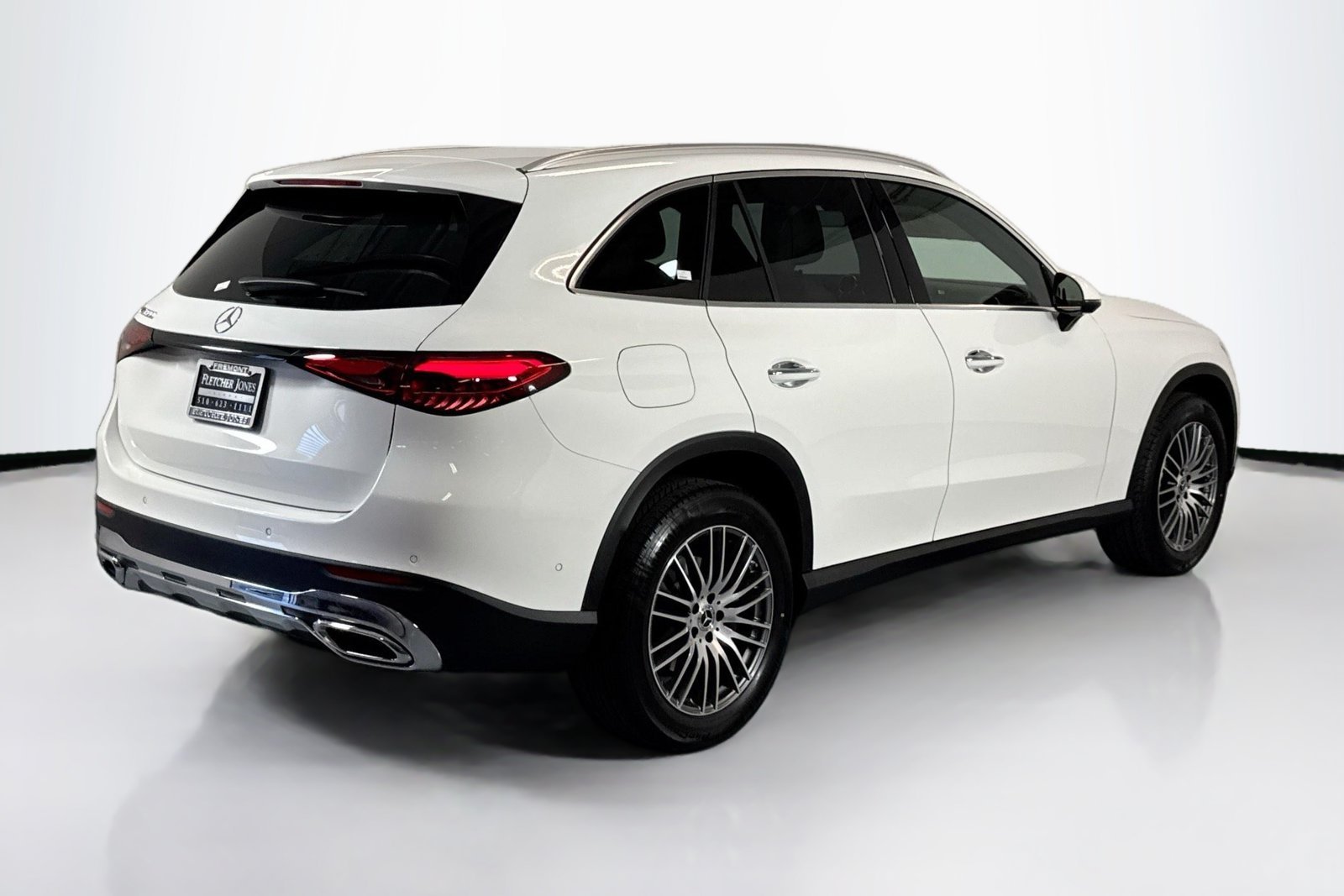 New 2026 Polar White Mercedes-Benz GLC 300 image 5