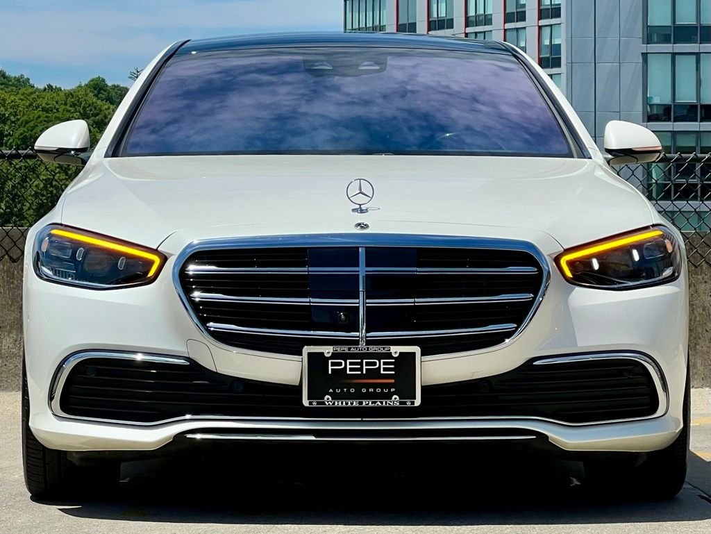 Certified Used 2022  Mercedes-Benz S 500 image 1