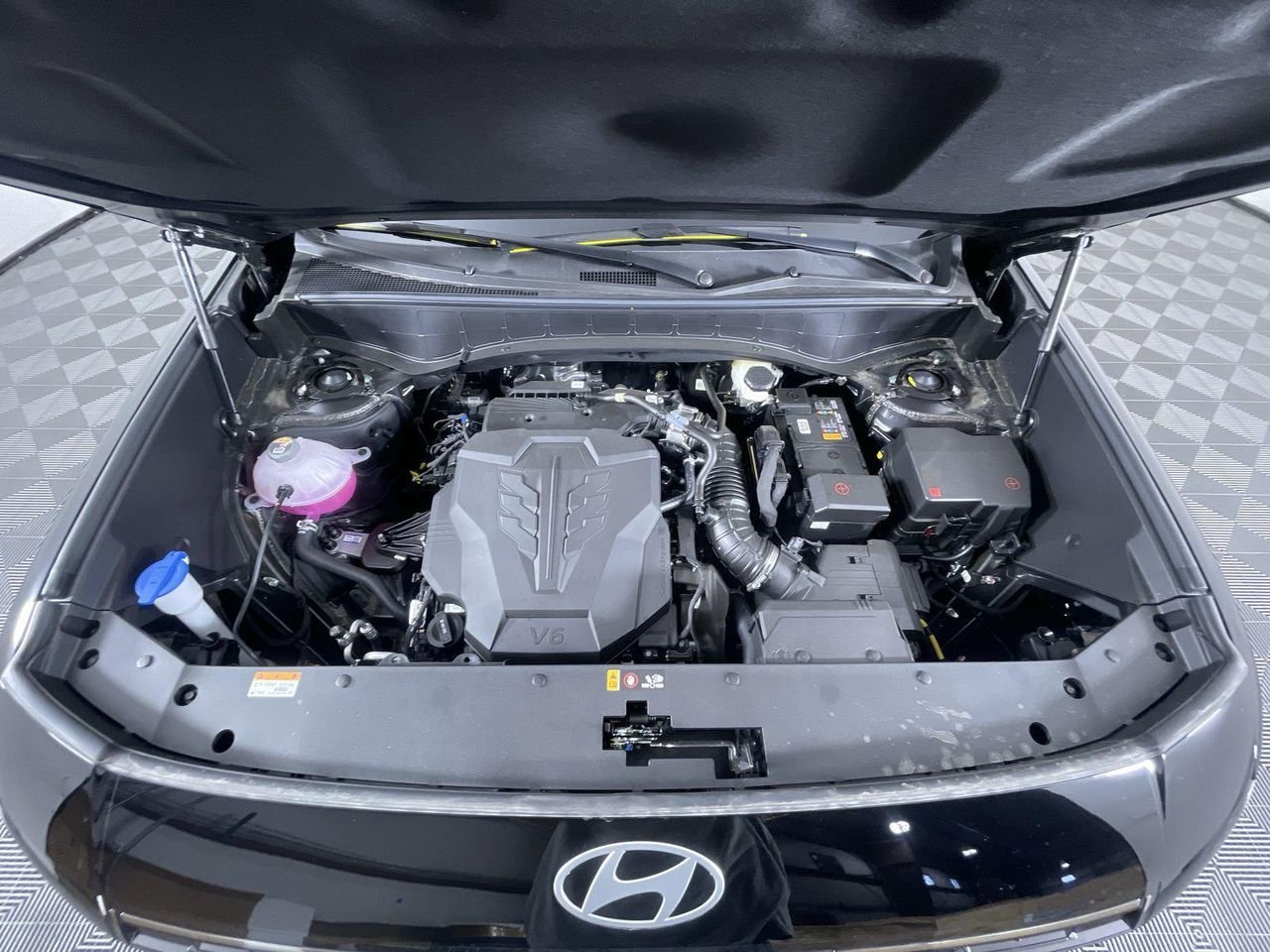 New 2026 Abyss Black Pearl Hyundai Calligraphy AWD image 11