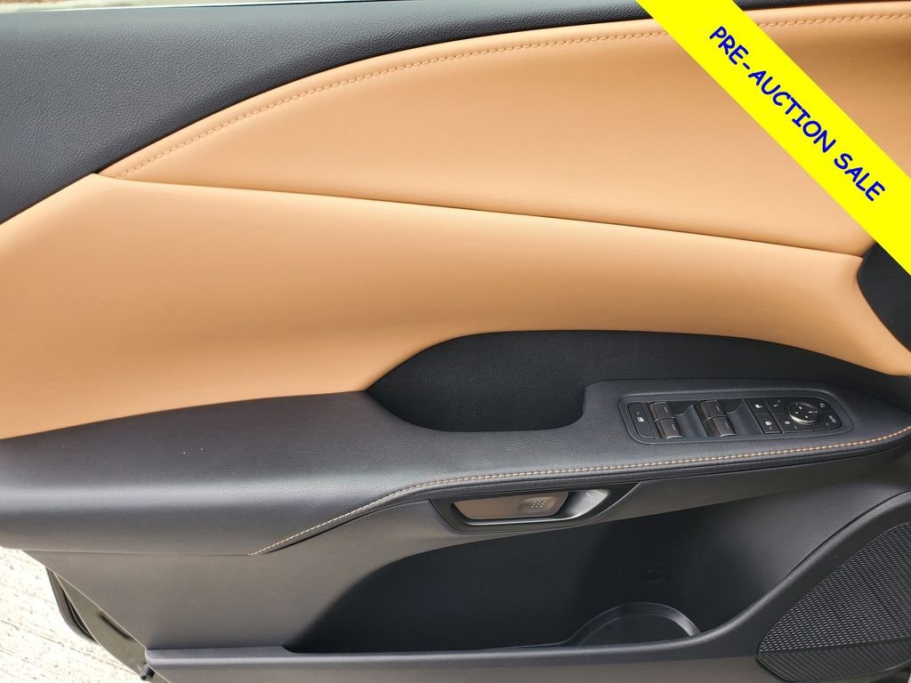 Used 2025 Green Lexus 350 image 19