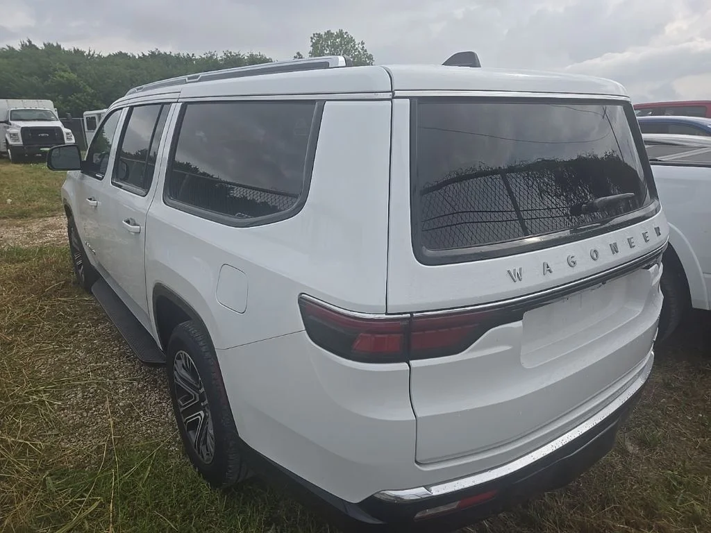 Used 2024 White Jeep Series II image 3