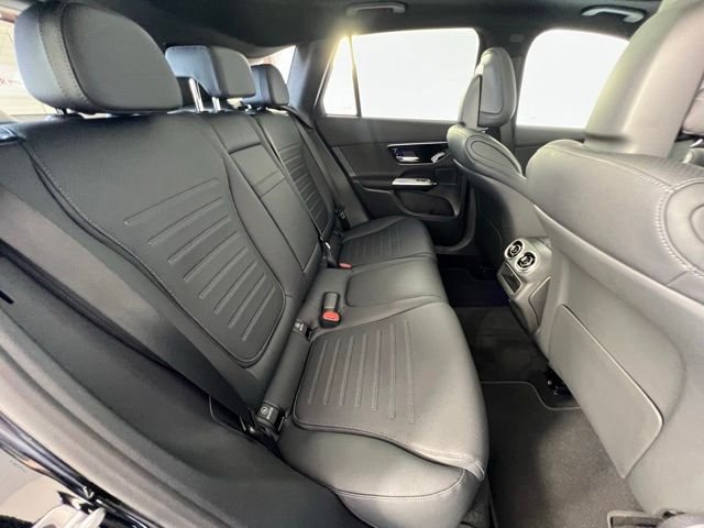 New 2026 Black Mercedes-Benz GLC 300 image 40
