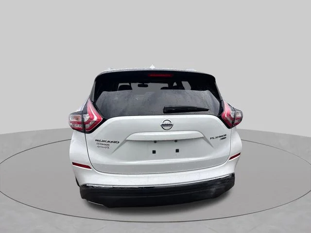 Used 2015 White Nissan Platinum image 6