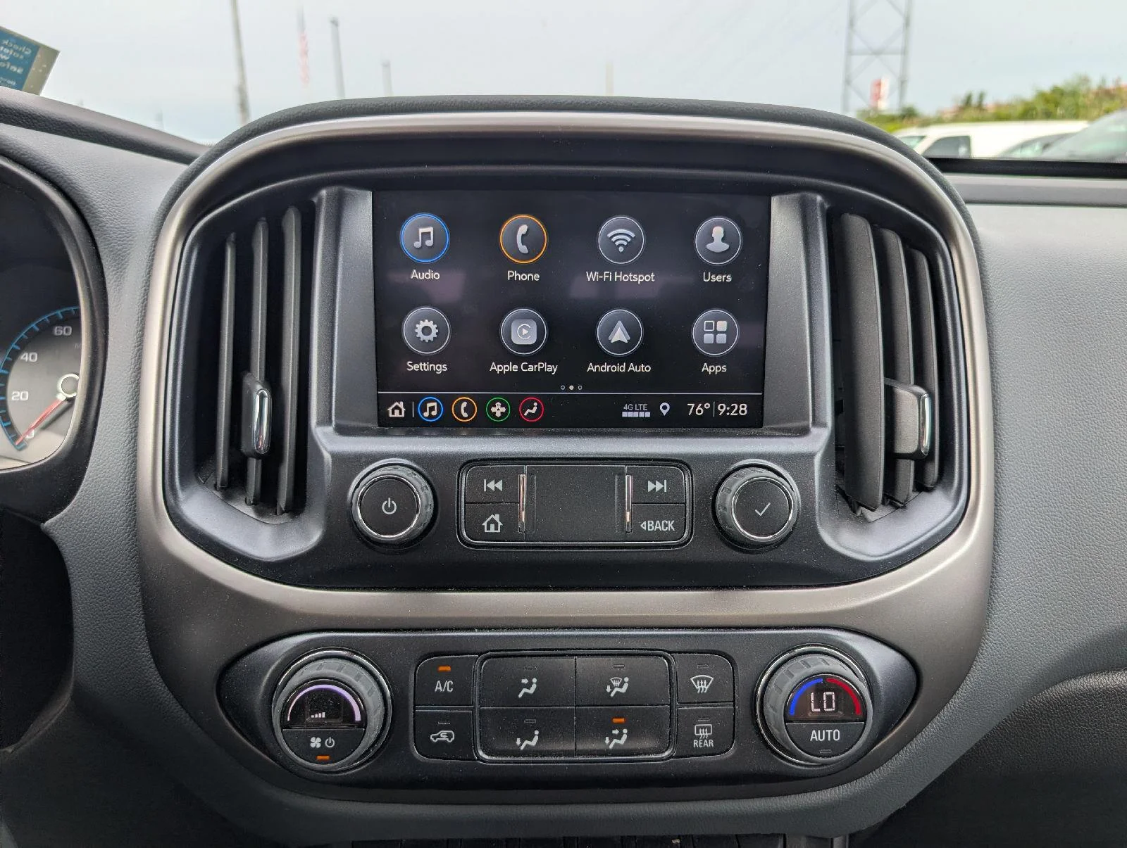 Used 2022 Summit White Chevrolet 4WD Z71 image 14