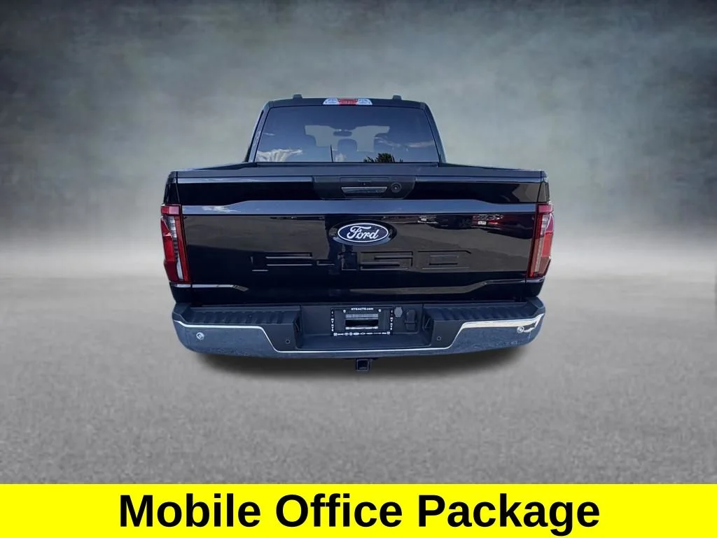 Used 2024 Black Ford XLT image 4