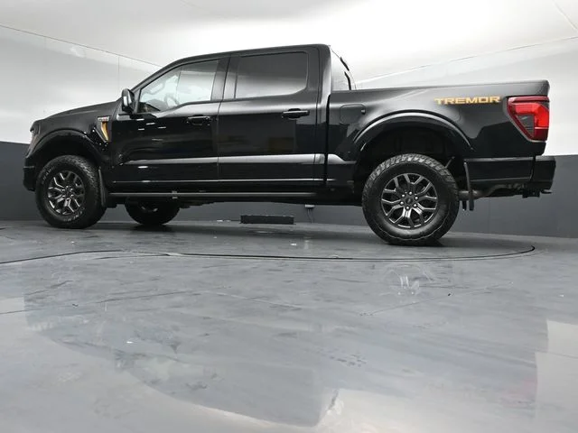 Used 2025 Black Ford Tremor image 41