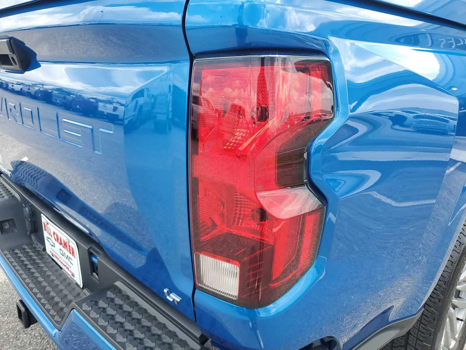 Used 2023 GLACIER BLUE METALLIC Chevrolet 2WD LT image 7