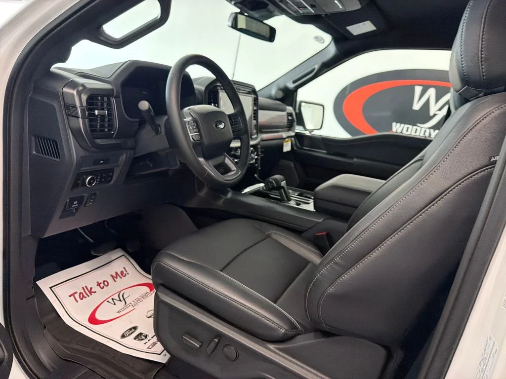 New 2026 Oxford White Ford Lariat® image 11