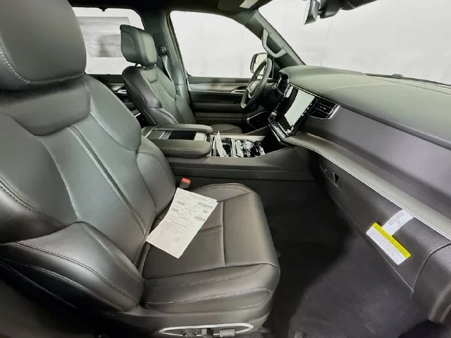 New 2026 Black Jeep Limited Reserve image 28