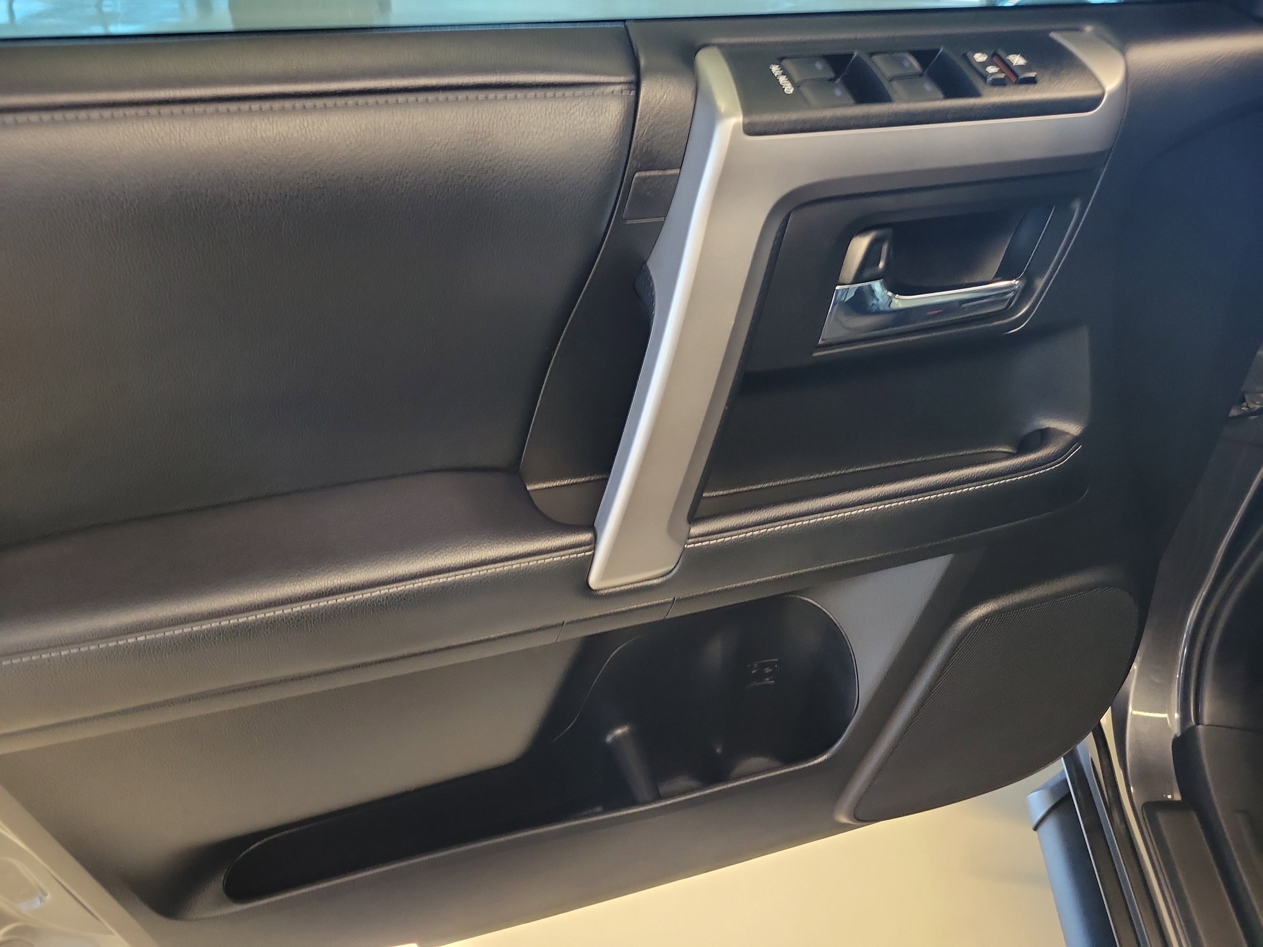 Used 2021 Magnetic Gray Metallic Toyota SR5 Premium image 23
