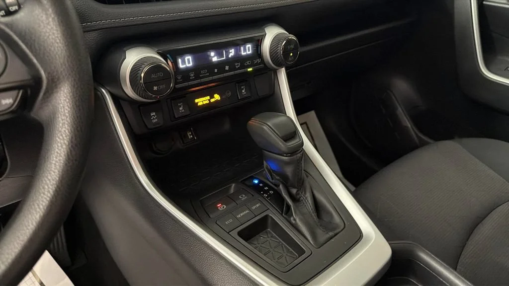 Used 2019 Blue Toyota XLE image 22