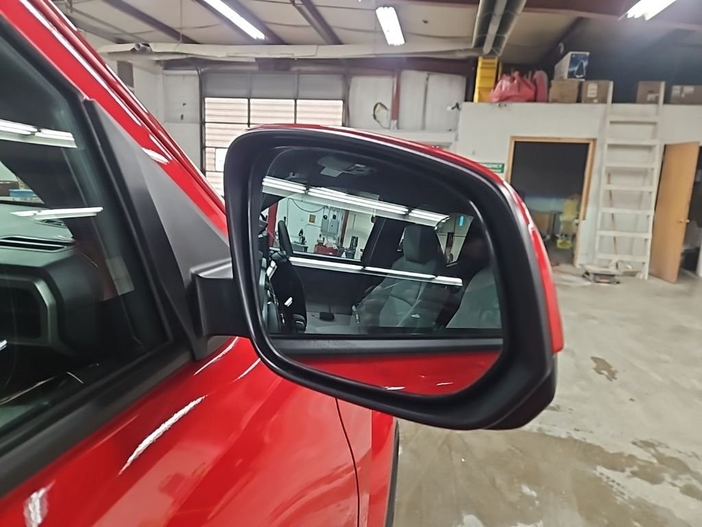 2025 Toyota Tacoma SR5 - Photo 36