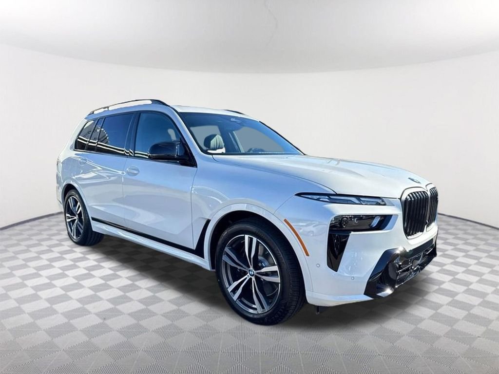 2026 BMW X7 M60i's photo