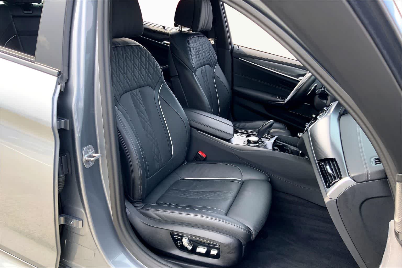 Used 2023 Skyscraper Gray Metallic BMW 530i image 8