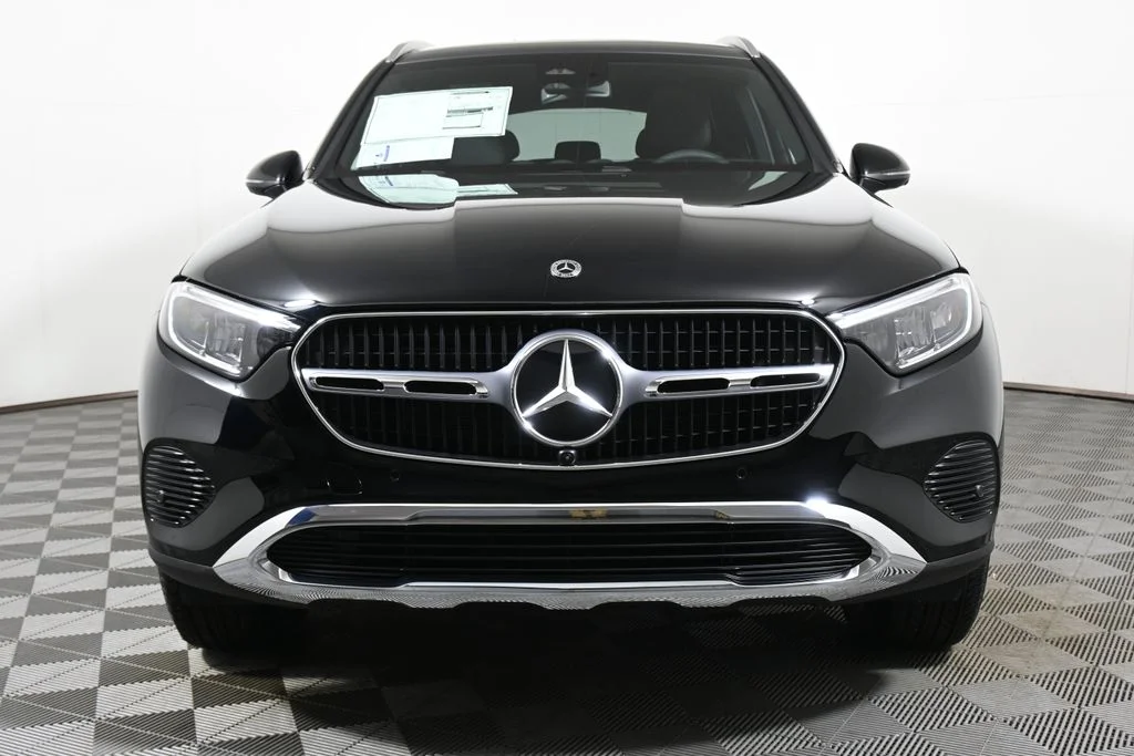 Used 2026  Mercedes-Benz GLC 300 image 9