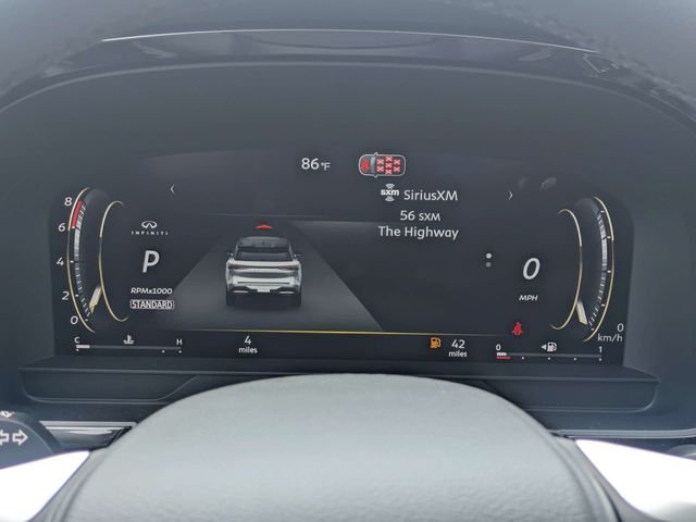 Used 2027 Gray INFINITI LUXE image 32